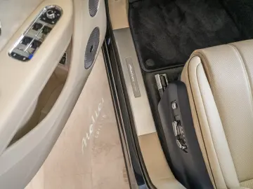 Bentley Bentayga Atelier   MY25