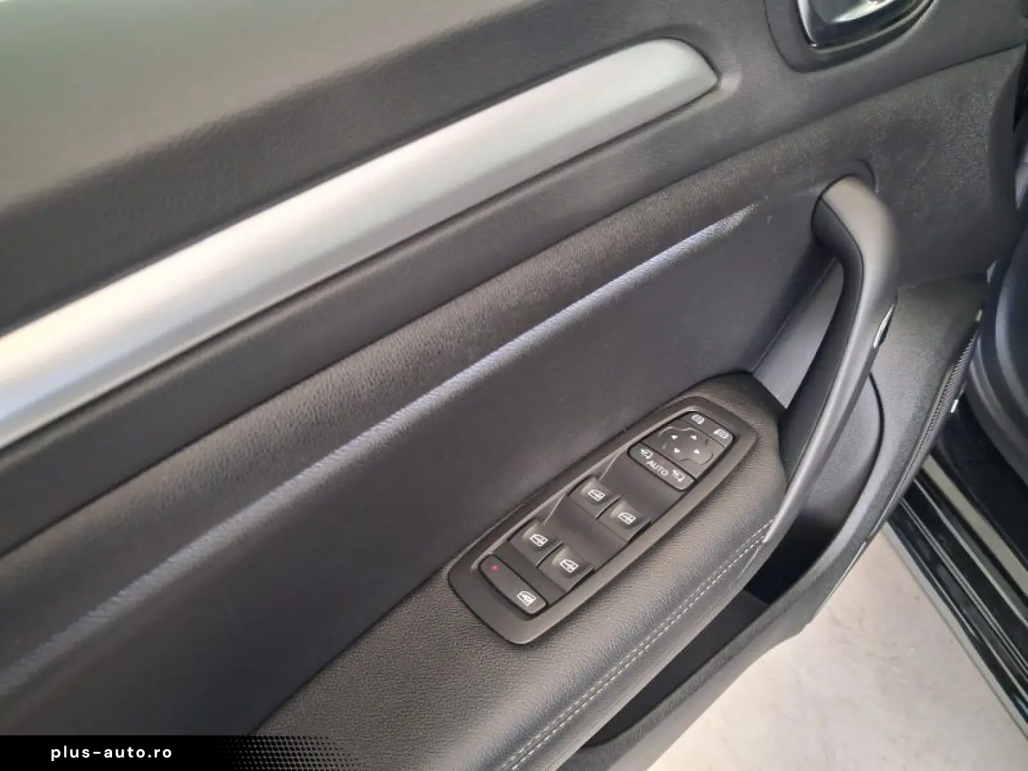 RENAULT MEGANE 1.3 TCe 140CP techno EDC