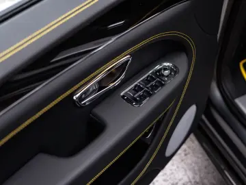 Bentley Bentayga V6 S Hybrid