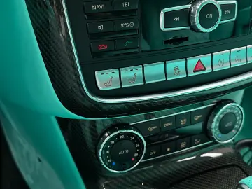 Mercedes-Benz G63