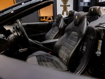 FERRARI Roma Spider V8 Atelier Daytona Seats Roma Spider