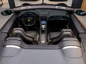 FERRARI Roma Spider V8 Atelier Daytona Seats Roma Spider