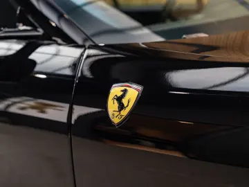 FERRARI Roma Spider V8 Atelier Daytona Seats Roma Spider