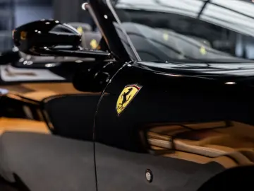 FERRARI Roma Spider V8 Atelier Daytona Seats Roma Spider