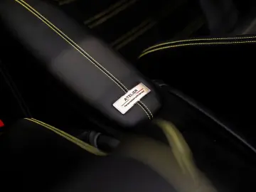 FERRARI Roma Spider V8 Atelier Daytona Seats Roma Spider