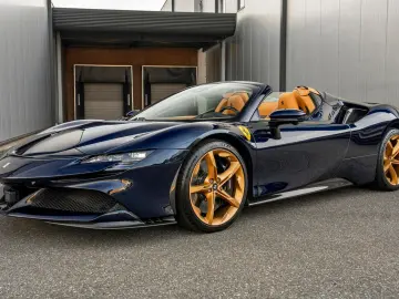 FERRARI SF90 Spider - Blu Montreal - Full option - Lift
