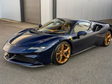 FERRARI SF90 Spider - Blu Montreal - Full option - Lift