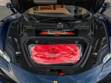 FERRARI SF90 Spider - Blu Montreal - Full option - Lift