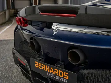 FERRARI SF90 Spider - Blu Montreal - Full option - Lift