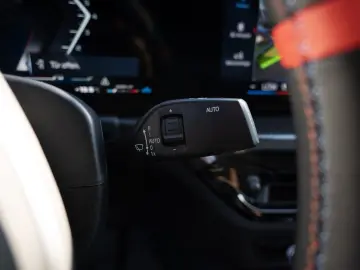 BMW M240i xDrive HGSD 360  LED NAVI H K KAMERA SHZ
