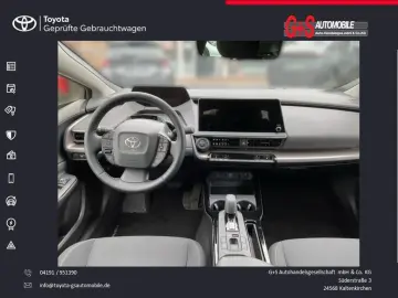 TOYOTA Prius Plug-in Hybrid Executive
