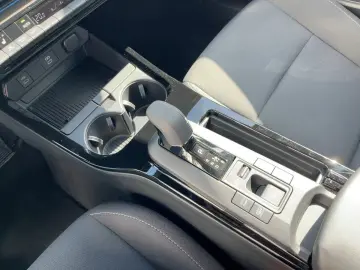 TOYOTA Prius 2.0 Executive ACC LED Navi SHZ 2xKlima LM