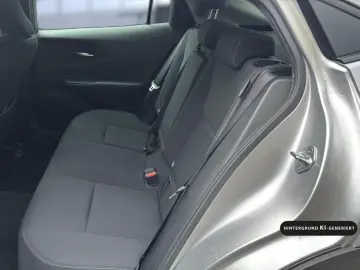 TOYOTA Prius Plug-in Hybrid UPE 48170! Navi LED MFL BT