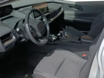 TOYOTA Toyota Prius Plug-in Hybrid Lounge