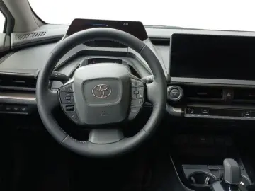 TOYOTA Toyota Prius Plug-in Hybrid Lounge