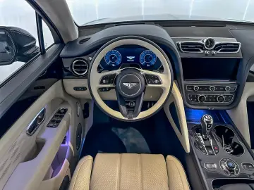 Bentley Bentayga 4.0 V8 Atelier Edition