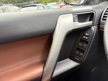 TOYOTA Land Cruiser 2.8 D-4D TEC-Edition  360  JBL AHK