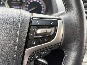TOYOTA Land Cruiser 2.8 D-4D TEC-Edition  360  JBL AHK