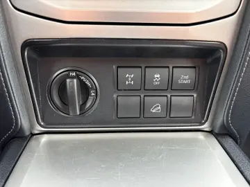 TOYOTA Land Cruiser 2.8 D-4D TEC-Edition  360  JBL AHK
