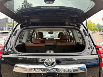 TOYOTA Land Cruiser 2.8 D-4D TEC-Edition  360  JBL AHK