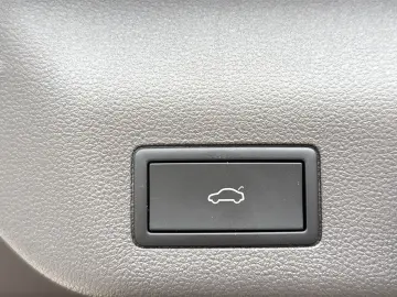 VW Multivan Style ACC AHK 3ZK HUD PANO H&K RFK