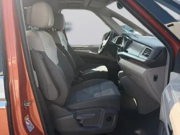 VW Multivan Style ACC AHK 3ZK RFK KZU LrHz PANO QI