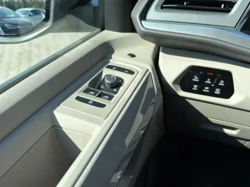 VW Multivan Style ACC AHK 3ZK RFK KZU LrHz PANO QI