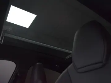 PORSCHE Cayenne Coupe E-Hybrid TURBO GT 470pk   PASSENGE