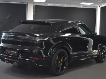 PORSCHE Cayenne Coupe E-Hybrid TURBO GT 470pk   PASSENGE