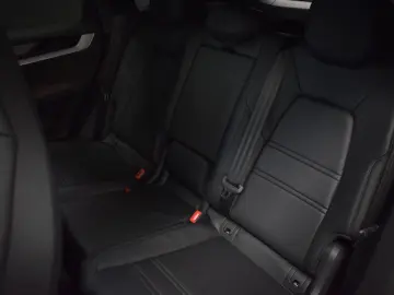 PORSCHE Cayenne Coupe E-Hybrid TURBO GT 470pk   PASSENGE