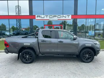 TOYOTA Hilux 2.8 D-4D 4x4 Double Invincible  ROLL