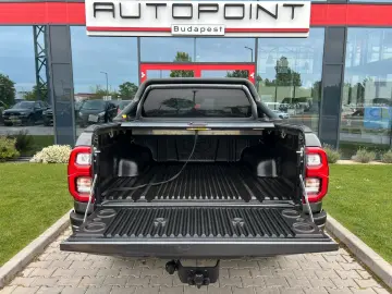 TOYOTA Hilux 2.8 D-4D 4x4 Double Invincible  ROLL