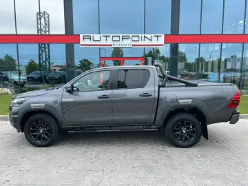 TOYOTA Hilux 2.8 D-4D 4x4 Double Invincible  ROLL