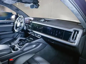 PORSCHE Cayenne Turbo E-Hybrid Sonderlack Unikat