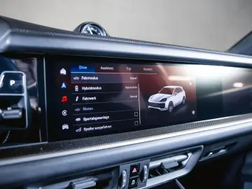 PORSCHE Cayenne Turbo E-Hybrid Sonderlack Unikat
