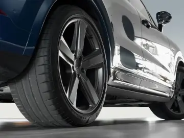 PORSCHE Cayenne Turbo E-Hybrid Coupe Burmester InnoDrive