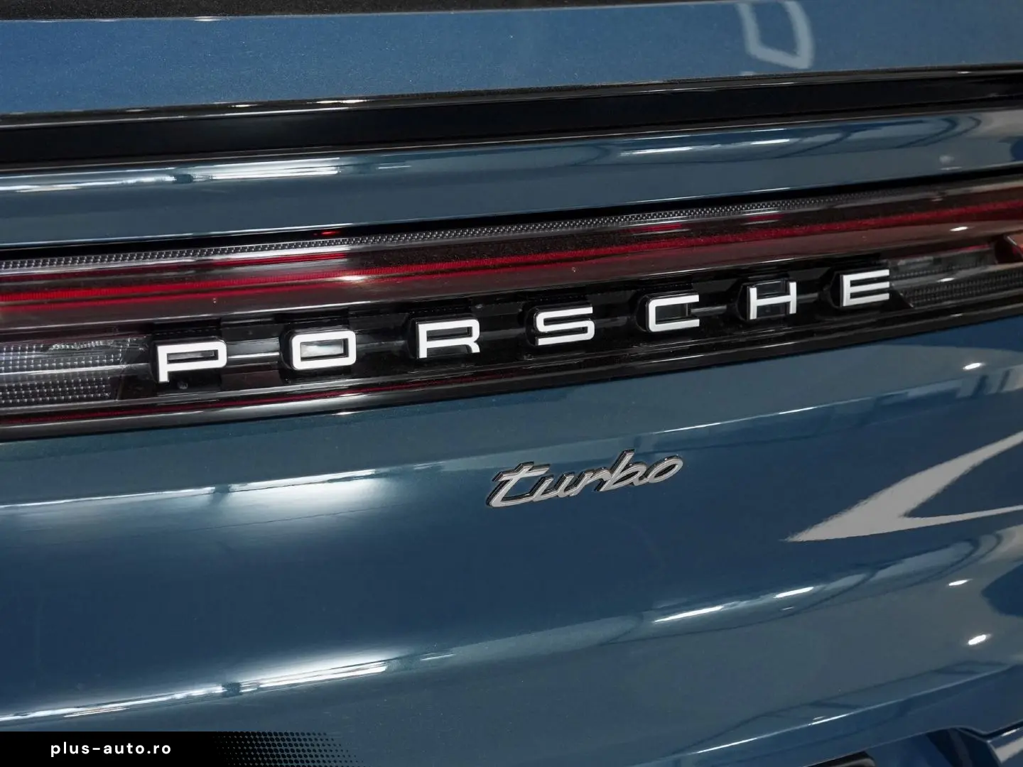 PORSCHE Cayenne Turbo E-Hybrid Coupe Burmester InnoDrive