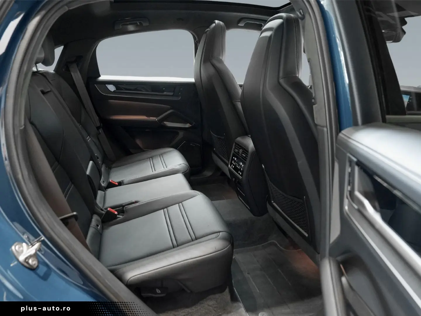 PORSCHE Cayenne Turbo E-Hybrid Coupe Burmester InnoDrive