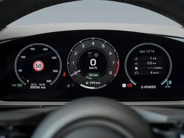 PORSCHE Cayenne Turbo E-Hybrid Coupe Burmester InnoDrive