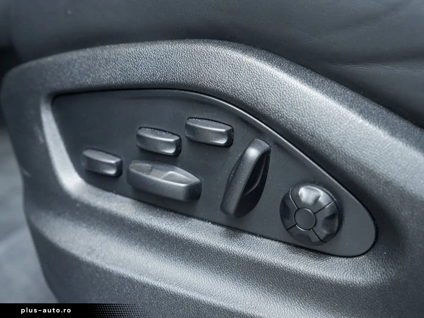 PORSCHE Cayenne Turbo E-Hybrid Coupe Burmester InnoDrive