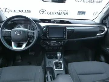 TOYOTA Hilux Double Cab Comfort 4x4 AHK A T Bereifung