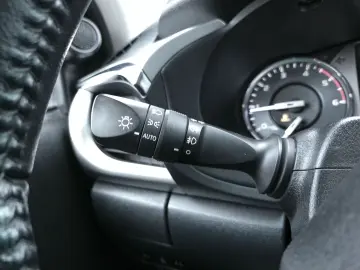 TOYOTA Hilux Double Cab Comfort 4x4 AHK A T Bereifung