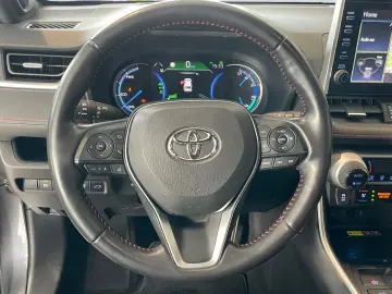 TOYOTA RAV 4 2.5 Plug-in Hybrid 4x4  HUD el. Sitz 4xSHZ
