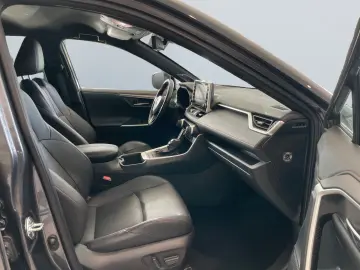 TOYOTA RAV 4 2.5 Plug-in Hybrid 4x4  HUD el. Sitz 4xSHZ