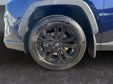 TOYOTA RAV 4 2.5 VVT-i Hybrid Allrad 4x4  SHZ PDC RCam