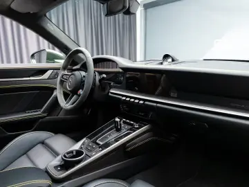 PORSCHE 911 TURBO S COUPE   MODEL 2026   711 CP