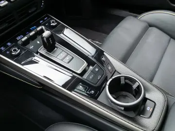 PORSCHE 911 TURBO S COUPE   MODEL 2026   711 CP