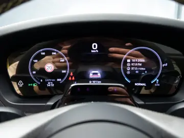 PORSCHE 911 TURBO S COUPE   MODEL 2026   711 CP