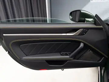 PORSCHE 911 TURBO S COUPE   MODEL 2026   711 CP