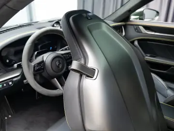 PORSCHE 911 TURBO S COUPE   MODEL 2026   711 CP